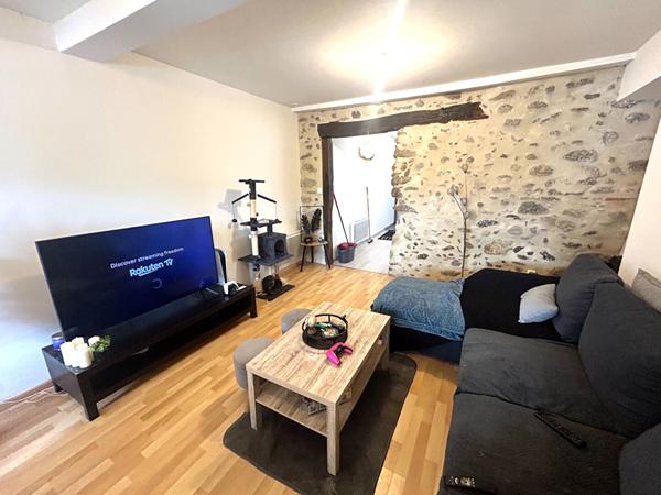 IMMEUBLE RECENT AVEC 3 LOGEMENTS LOUES ? INVESTISSEMENT RENTABLE ET SANS CHARGES