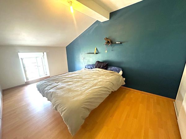 IMMEUBLE RECENT AVEC 3 LOGEMENTS LOUES ? INVESTISSEMENT RENTABLE ET SANS CHARGES