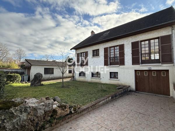 MAISON À VENDRE DE 10 PIÈCES DE 190,00 M²