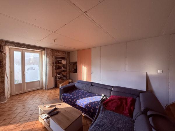 Maison à vendre |  Barbezieux-Saint-Hilaire |  5 pièces | 103 m²