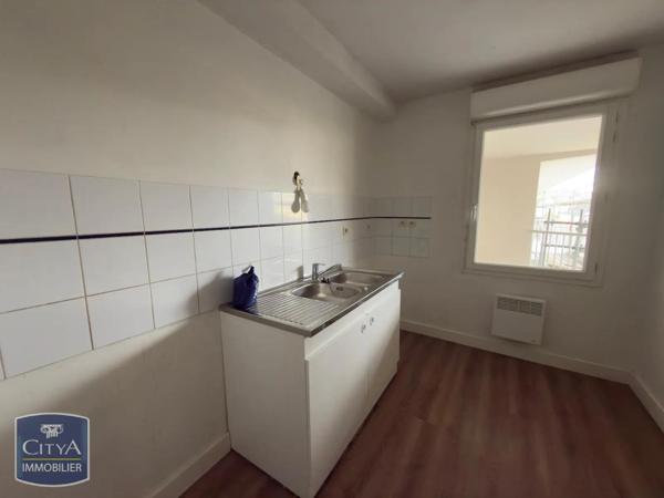 Appartement à louer 3 pièces 66.34m² Brive-la-Gaillarde (19100)