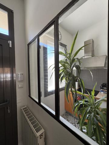 Maison
                                                                                                                                                                                                                                                                                                                        4 pièce(s)                                                                                                                                                                                                          3 chambre(s)                                                                                                                                                                                                          176  m²