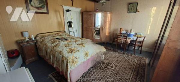 A vendre à LEME, petit village de Thiérache 400 habitants, proche de GUISE et VERVINS, maison  ...