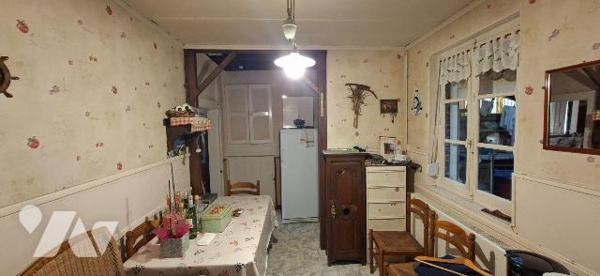 A vendre à LEME, petit village de Thiérache 400 habitants, proche de GUISE et VERVINS, maison  ...