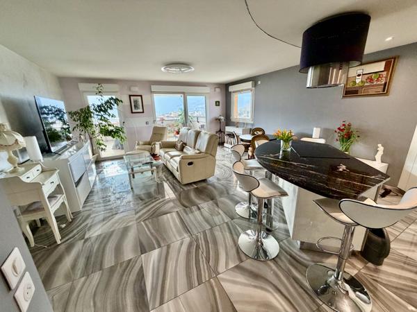 Appartement 3 pièces - 90 m² Exclusivité efficity