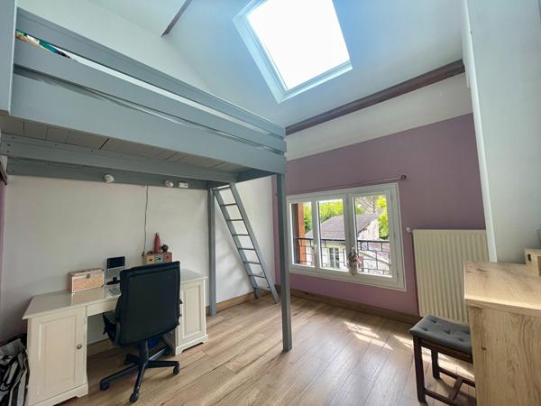 Maison 8 pièces 194 m2