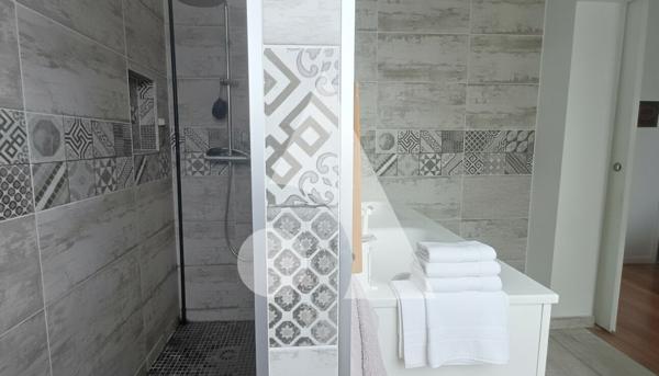 Maison 8 pièces 232 m2