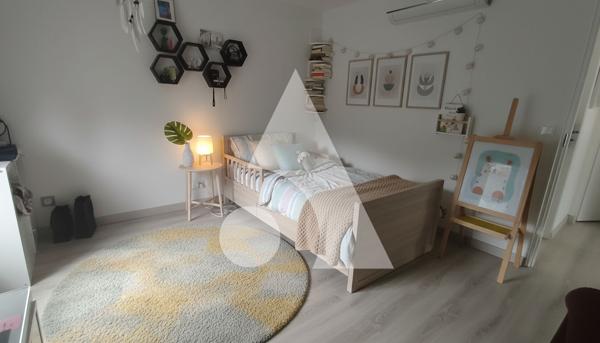 Maison 8 pièces 232 m2