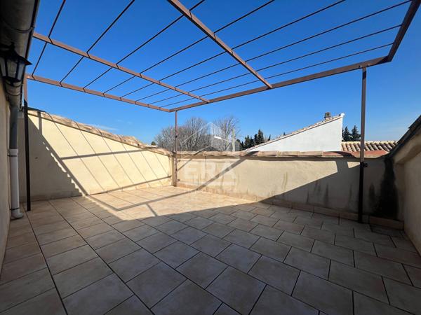 A LOUER CAMARET Appartement  T3 avec Terrasse