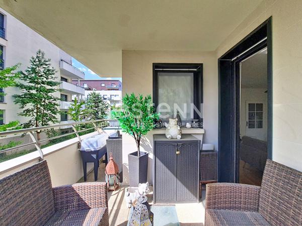 ORLEANS CHATEAUDUN - PARC DE SONIS - T2 ASCENSEUR ET TERRASSE - PARKING