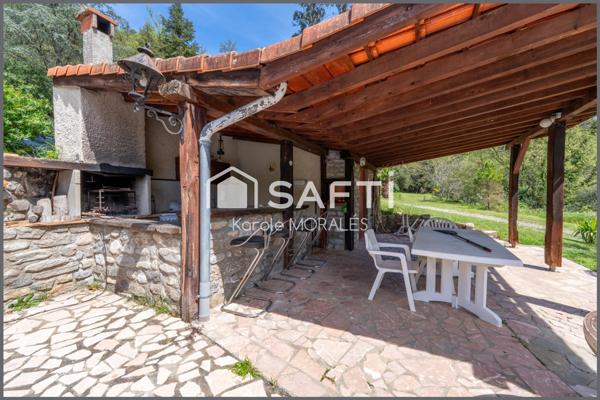 ARLES-SUR-TECH, BEAU MAS SUR UN MAGNIFIQUE ET GRAND DOMAINE