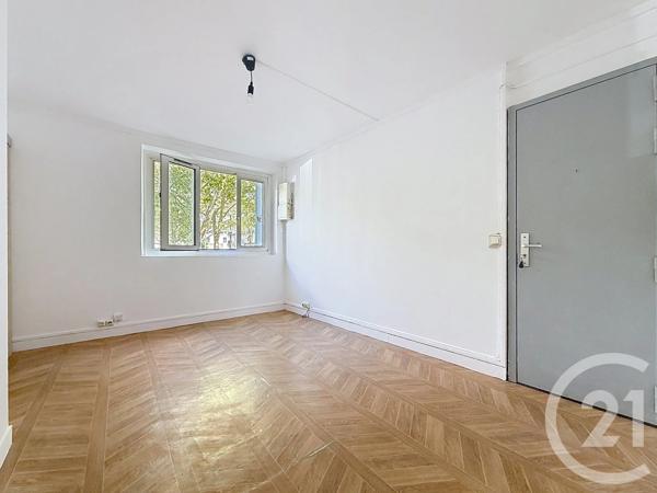 Appartement à vendre  3 pièces - 45 m 2   NANTERRE  - 92