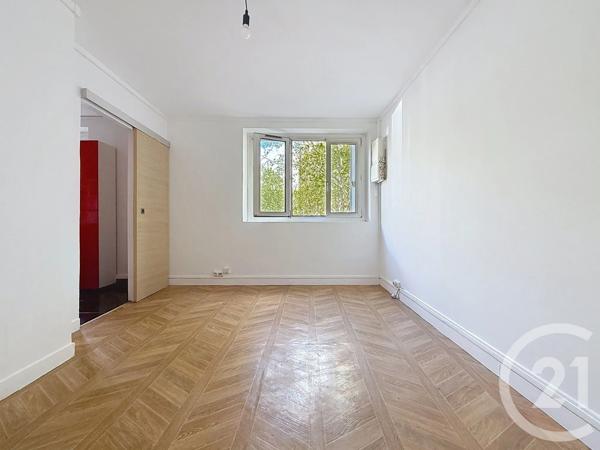 Appartement à vendre  3 pièces - 45 m 2   NANTERRE  - 92