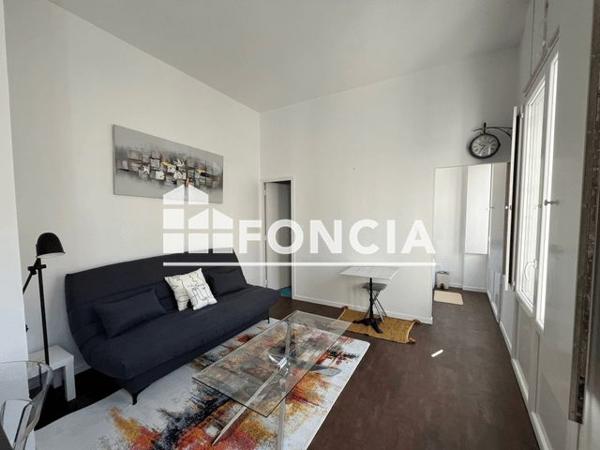 Location Studio meublé 23.79 m² - 12 COURS DU CHAPEAU ROUGE Bordeaux 33000