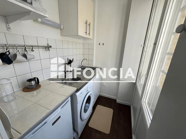 Location Studio meublé 23.79 m² - 12 COURS DU CHAPEAU ROUGE Bordeaux 33000