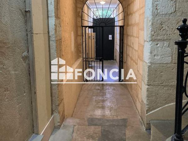 Location Studio meublé 23.79 m² - 12 COURS DU CHAPEAU ROUGE Bordeaux 33000