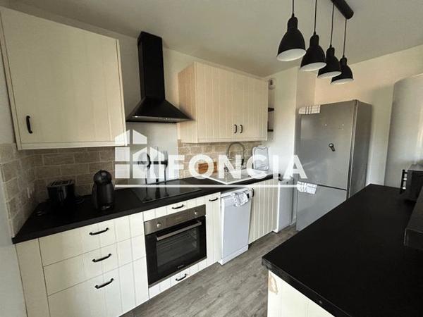 Location Appartement meublé 2 pièces 46.01 m² - 17 AVENUE DE LA GARE Le Teich 33470