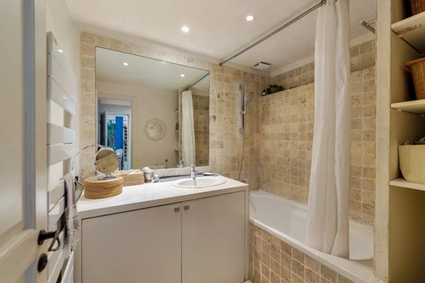 Appartement Paris 18 e - JULES JOFFRIN