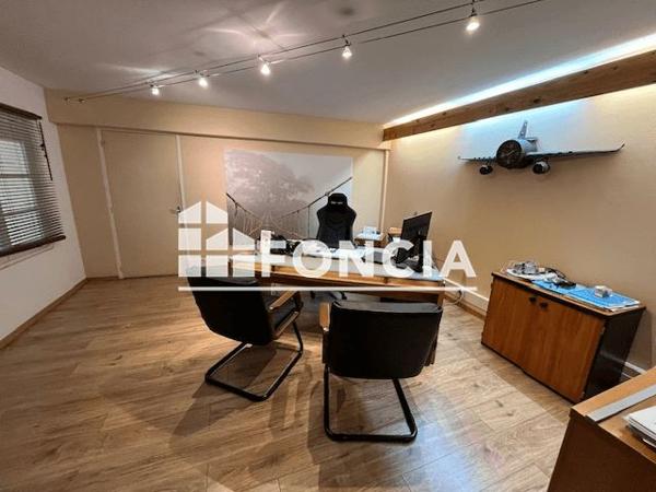 À vendre Local commercial 70 m² - Uzès 30700