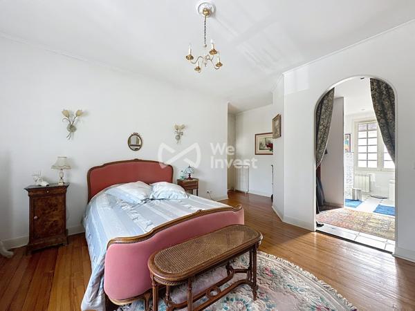 À SAISIR SUR TRESPOEY SUPERBE APPARTEMENT DANS L ANCIEN