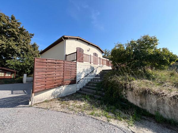 Maison de 130 m² à Saint-Pierre-du-Mont