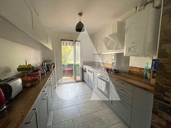 Chambre 6 pièces 137.76 m2