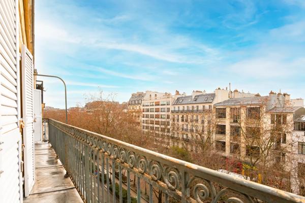 Appartement Paris 18e - BLANCHE / LEPIC