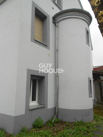 Rare à Mulhouse, immeuble non mitoyen de 3 appartements