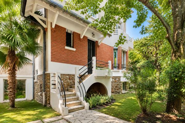 Maison Lavarenne 7 pièces 195 m² habitable / 245m² utile