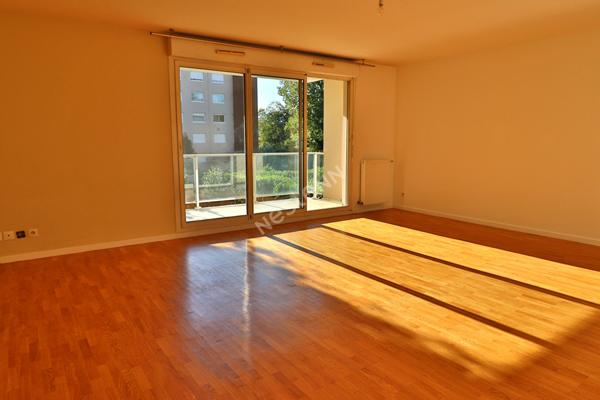 Appartement Sainte Foy Les Lyon - Résidence sécurisée - Secteur résidentiel