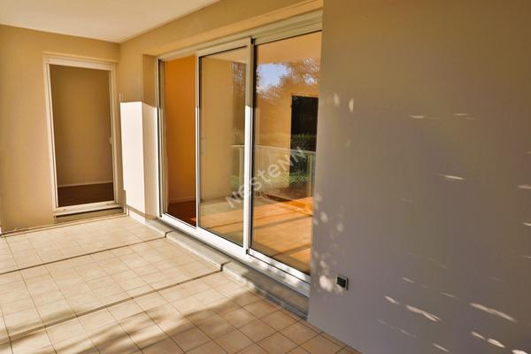 Appartement Sainte Foy Les Lyon - Résidence sécurisée - Secteur résidentiel