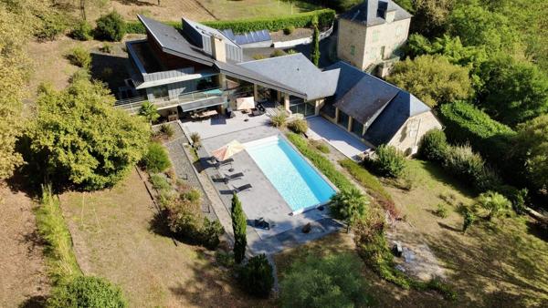 Vente                                                      Maison
                        
                     13 pièces                      392 m2                     à Brive-la-Gaillarde