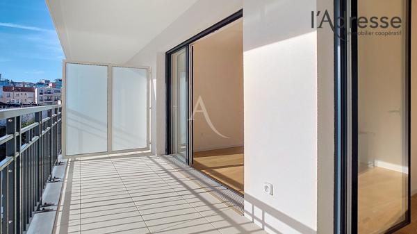 Appartement FRANCO SUISSE Suresnes (quartier Belvédère) 3 pièce(s) 61 m2 avec terrasse 8m² et parking boxé