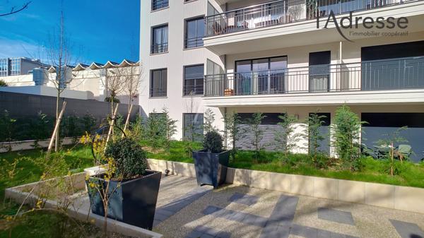 Appartement FRANCO SUISSE Suresnes (quartier Belvédère) 3 pièce(s) 61 m2 avec terrasse 8m² et parking boxé