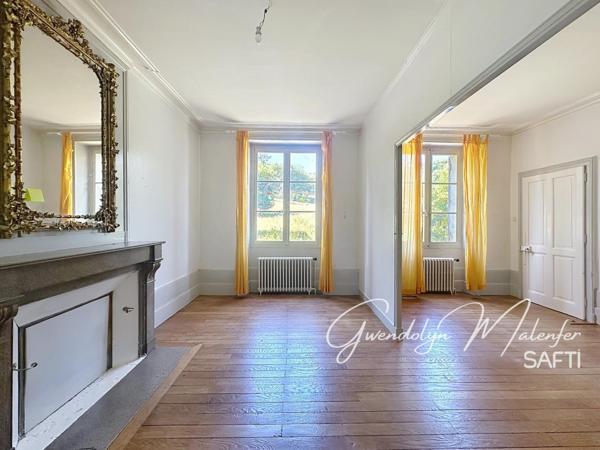 Magnifique maison en pierre à Salins-les-Bains