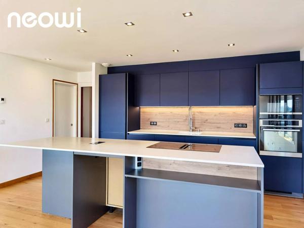 Maison T5 au CALME avec VUE DÉGAGÉE et PISCINE