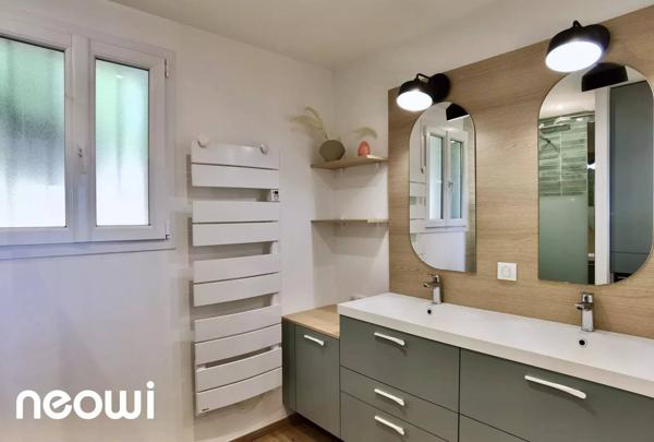 Maison T5 au CALME avec VUE DÉGAGÉE et PISCINE