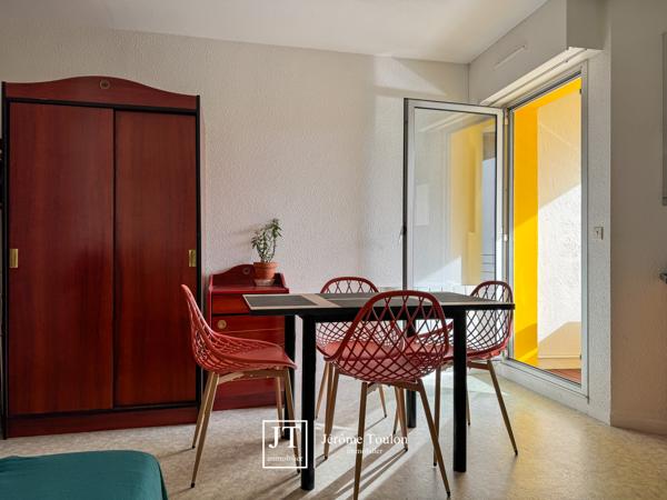Appartement
                                                                                                                                                                                                                                                                                                                        1 pièce(s)                                                                                                                                                                                                                                                                                                                              23.5  m²