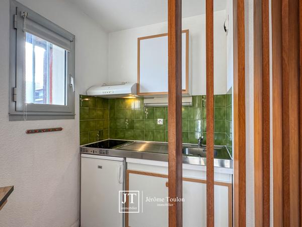 Appartement
                                                                                                                                                                                                                                                                                                                        1 pièce(s)                                                                                                                                                                                                                                                                                                                              23.5  m²