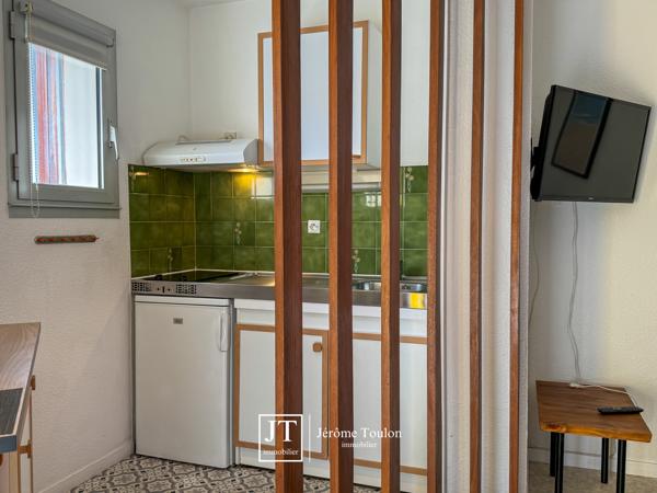 Appartement
                                                                                                                                                                                                                                                                                                                        1 pièce(s)                                                                                                                                                                                                                                                                                                                              23.5  m²