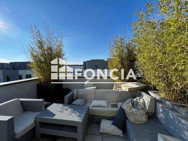 Location Appartement 4 pièces 84.1 m² - 23 RUE PROFESSEUR JOSEPH NICOLAS Lyon 69008