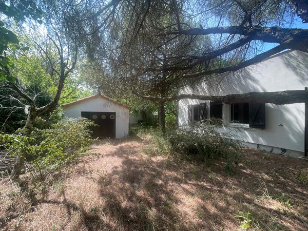 Maison à rafraîchir sur Saint-Georges-d'Oléron Quartier recherché de Domino À quelques pas de la plage