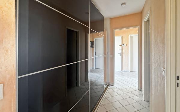 Appartement à louer    3 pièces •  Reims