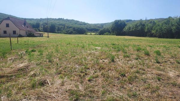Terrain à vendre de 1 800,00 m² LANZAC (46)