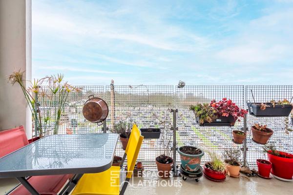 Appartement d’architecte au dernier étage avec balcon
