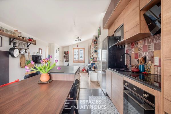Appartement d’architecte au dernier étage avec balcon