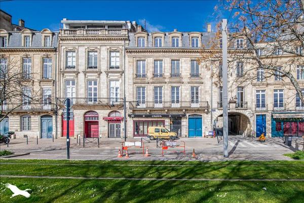 Appartement à vendre |  Bordeaux |  2 pièces | 96 m²