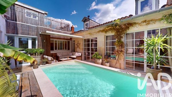 Maison à vendre 10 pièces 266 m² Cognac