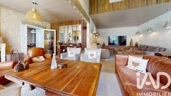 Maison à vendre 10 pièces 266 m² Cognac