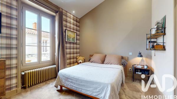Maison à vendre 10 pièces 266 m² Cognac